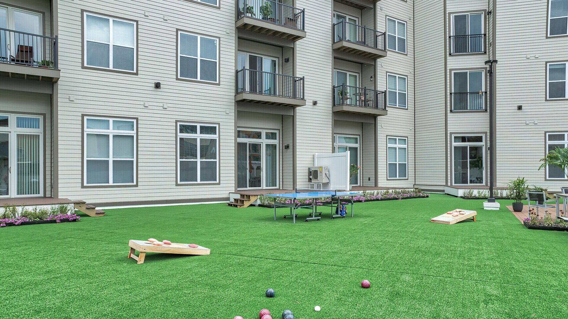 Electric City Residents Schenectady, NY Apartments