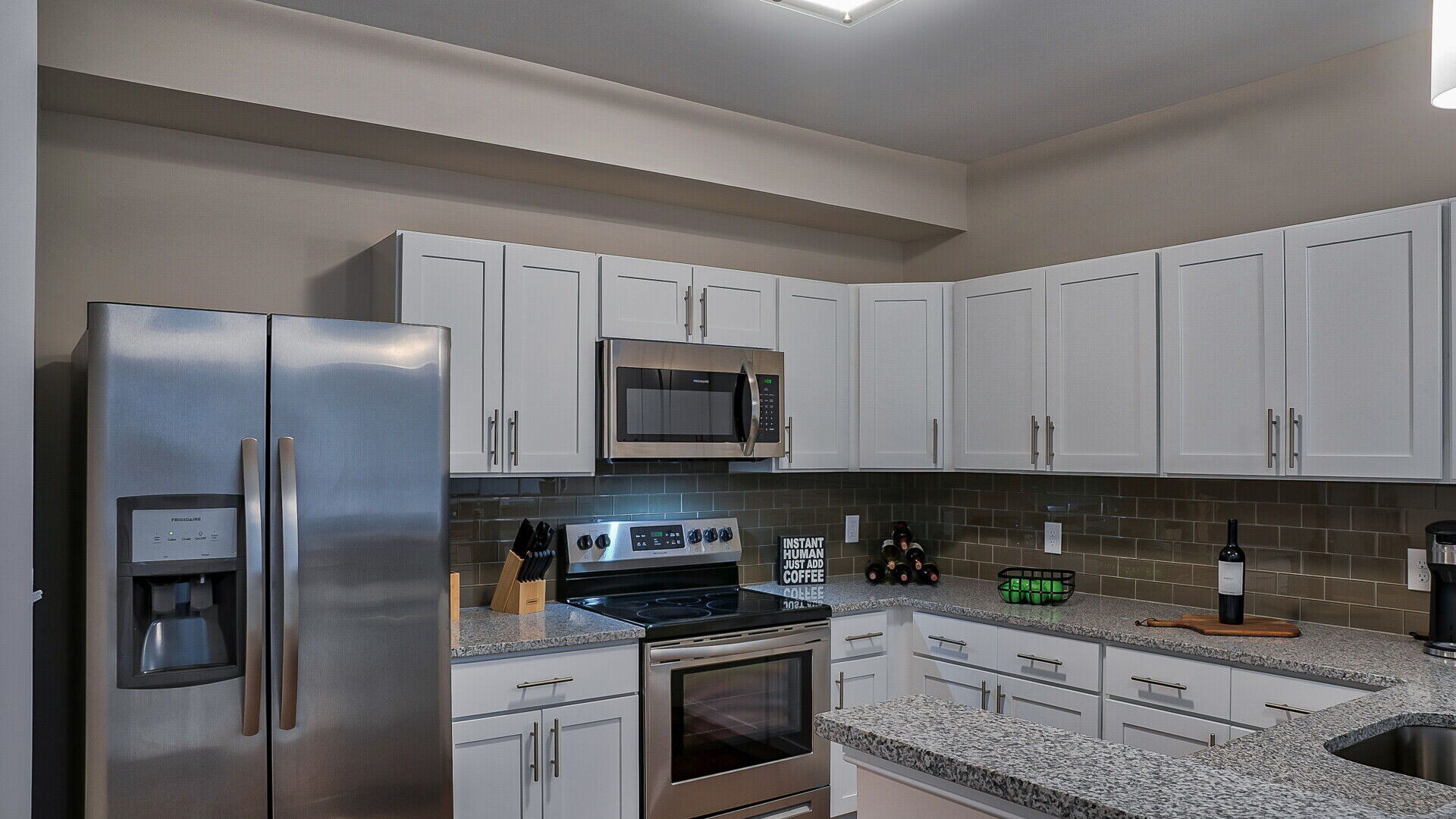 Electric City Residents Schenectady, NY Apartments