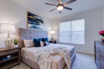 Willow Oak: Beds - 2: Baths - 2: SqFt Range - 996 to 996