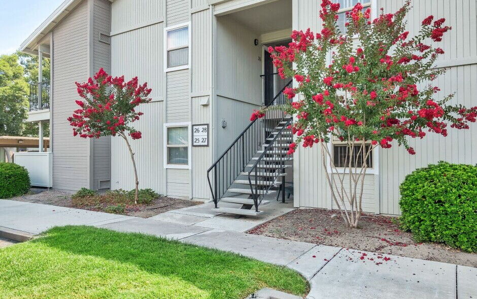 Apartments for Rent in Sacramento, CA Bellwood Apartments Home