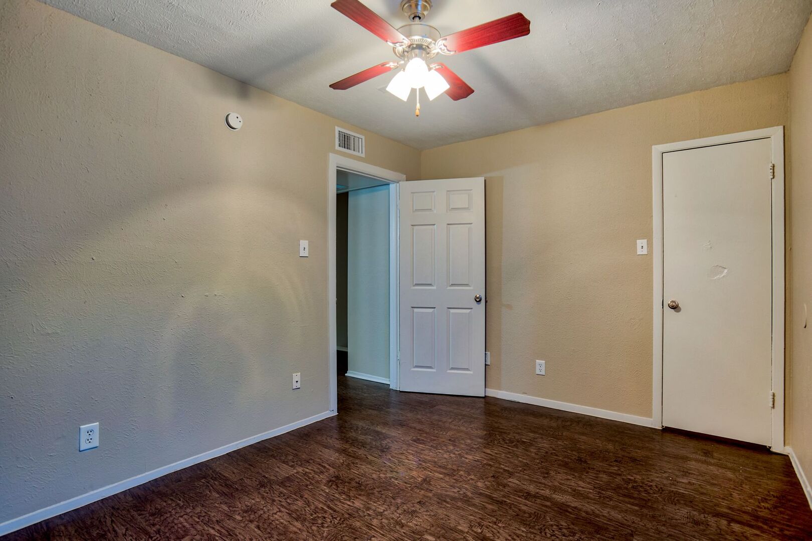 Apartments for Rent in Dallas, TX Ventana Ridge Home
