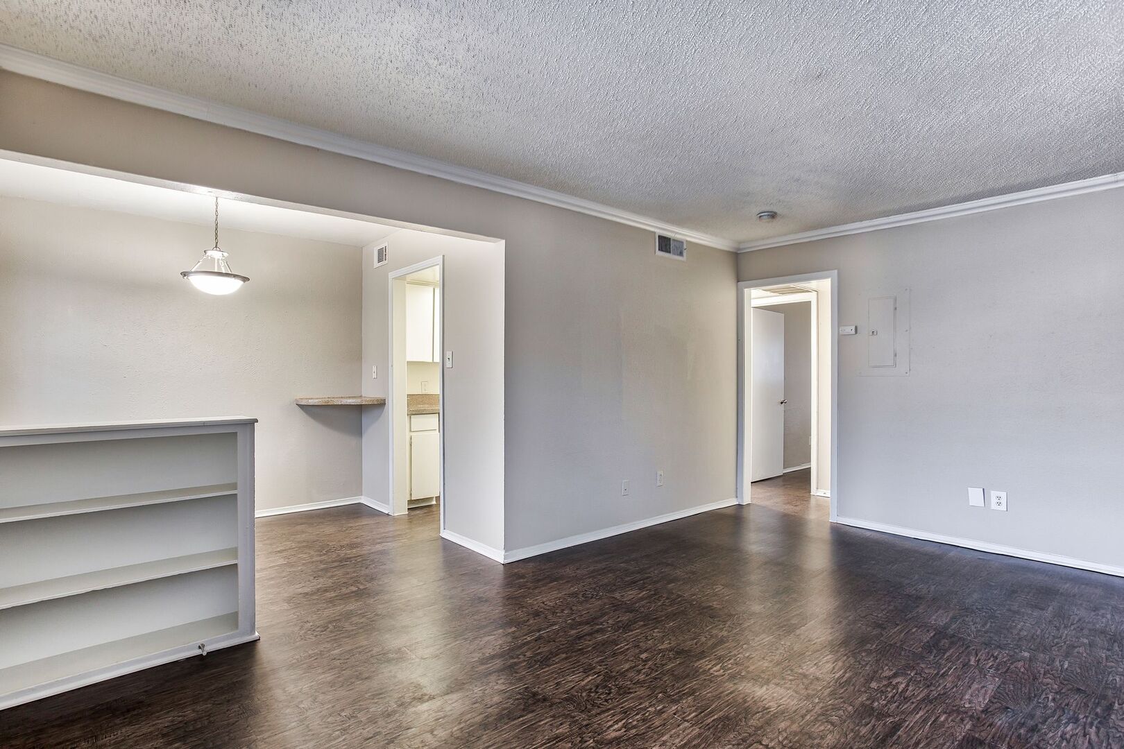 North Dallas Apartments Courtney Place