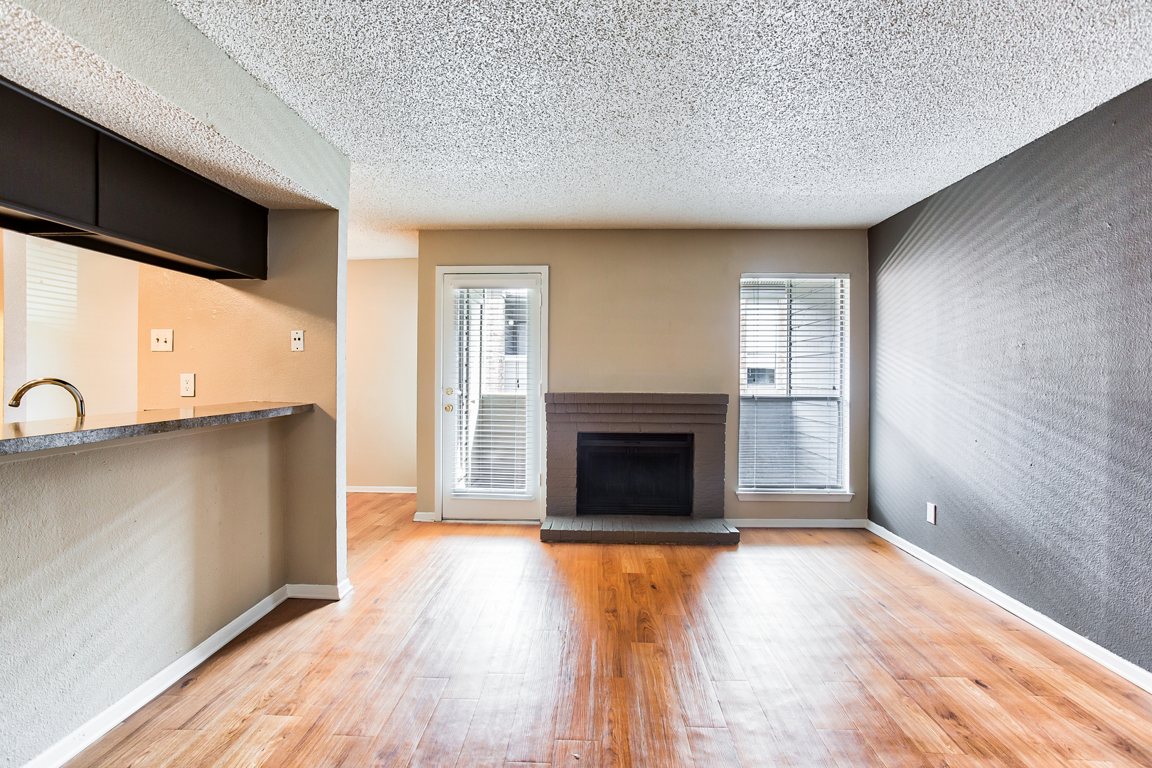 Apartments for Rent in Arlington, TX KENNINGTON Home