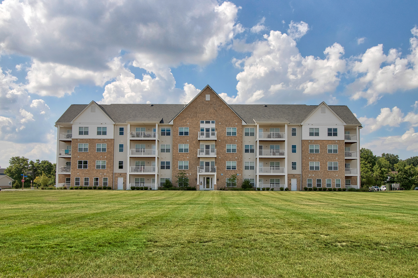 Hilliard Luxury Apartments Heritage Preserve Apartments