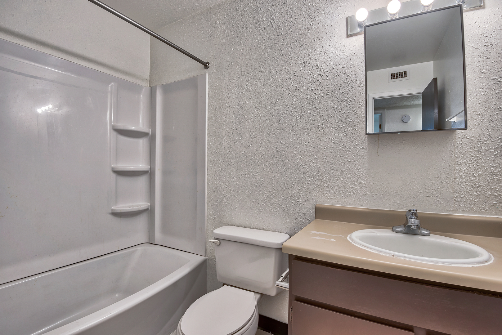 Gatewood Village Apartments Photo Gallery Clovis, NM Apartment Pictures