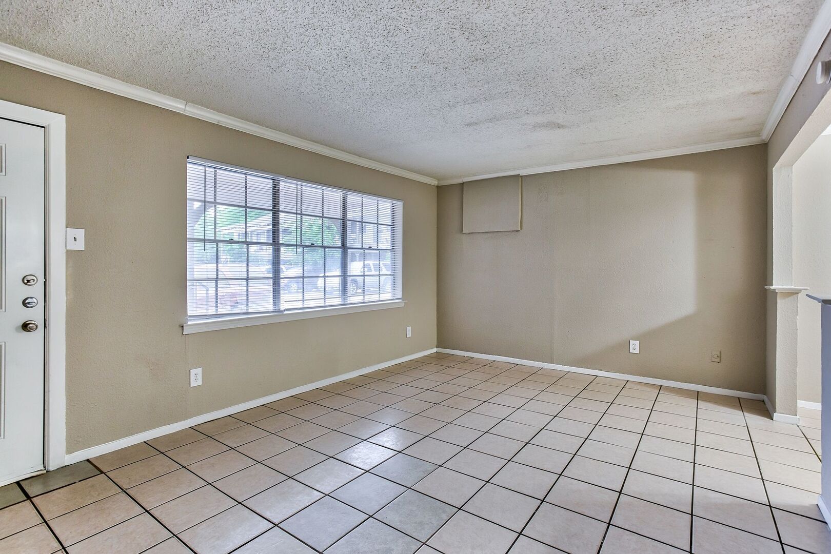 North Dallas Apartments Courtney Place