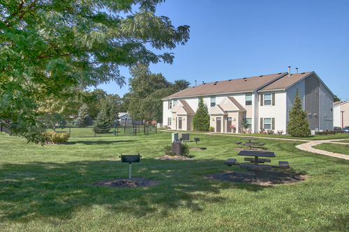 Willow Crest Apartments
