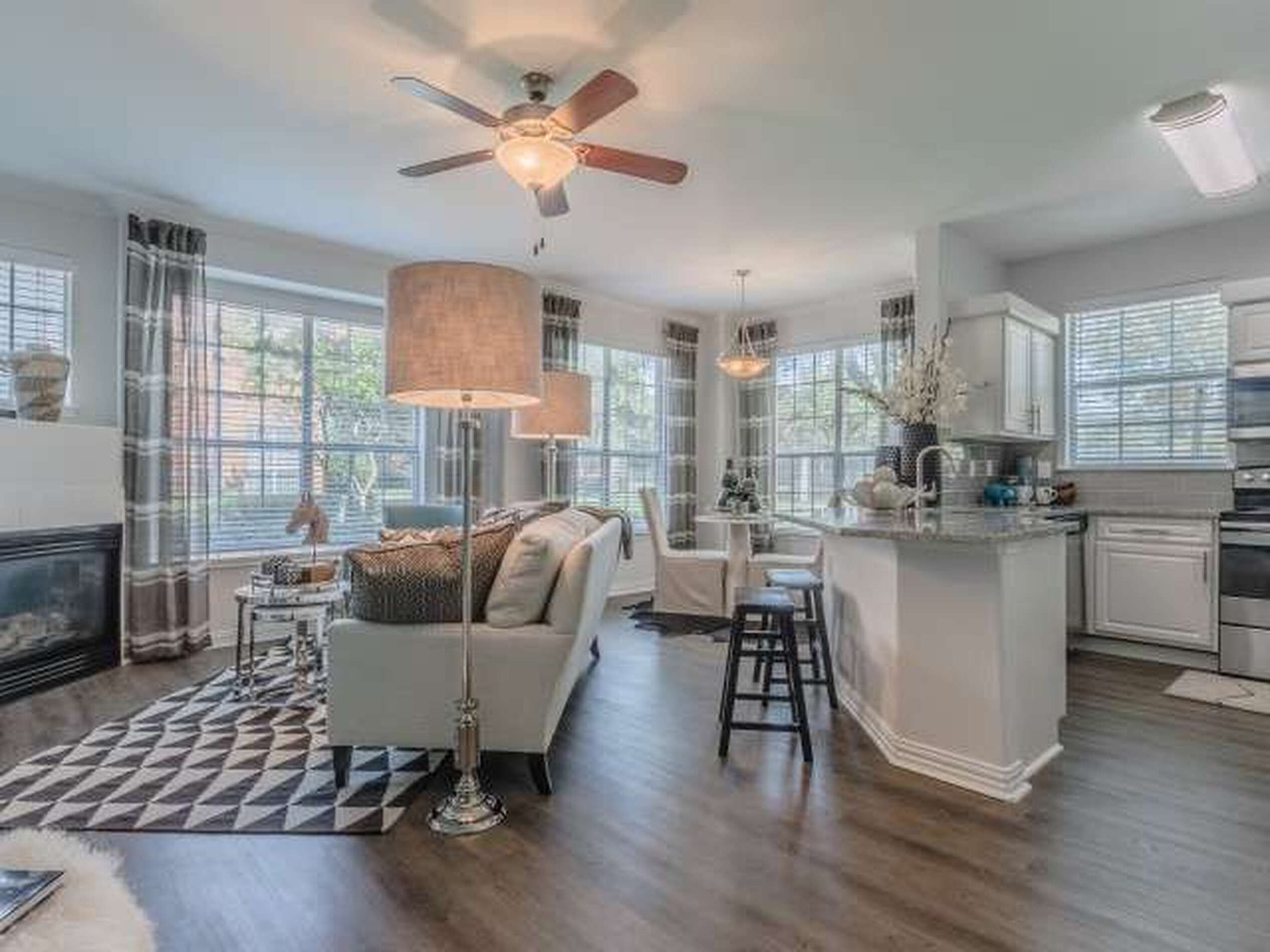 Schedule Tour Contact Us Sorrento Apartments